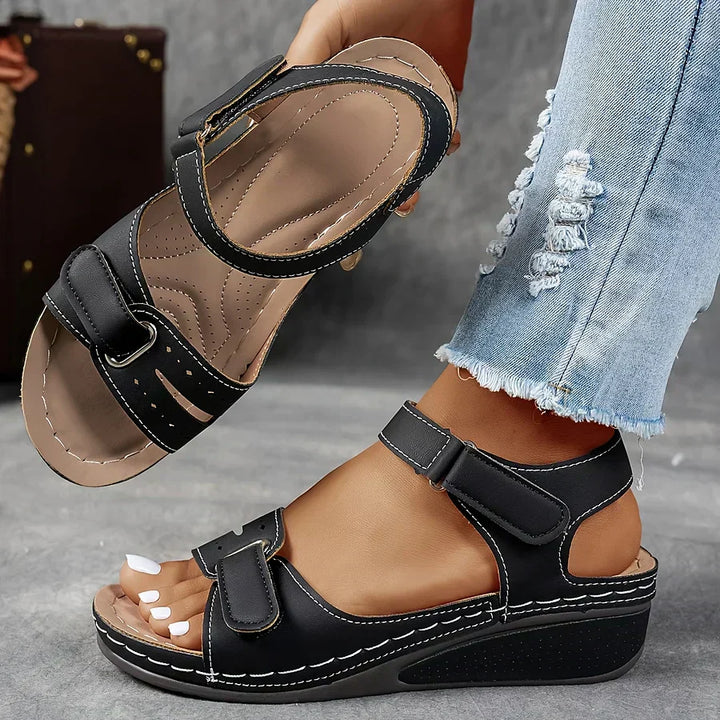 Cynthia | Sleek Orthopedic Sandals